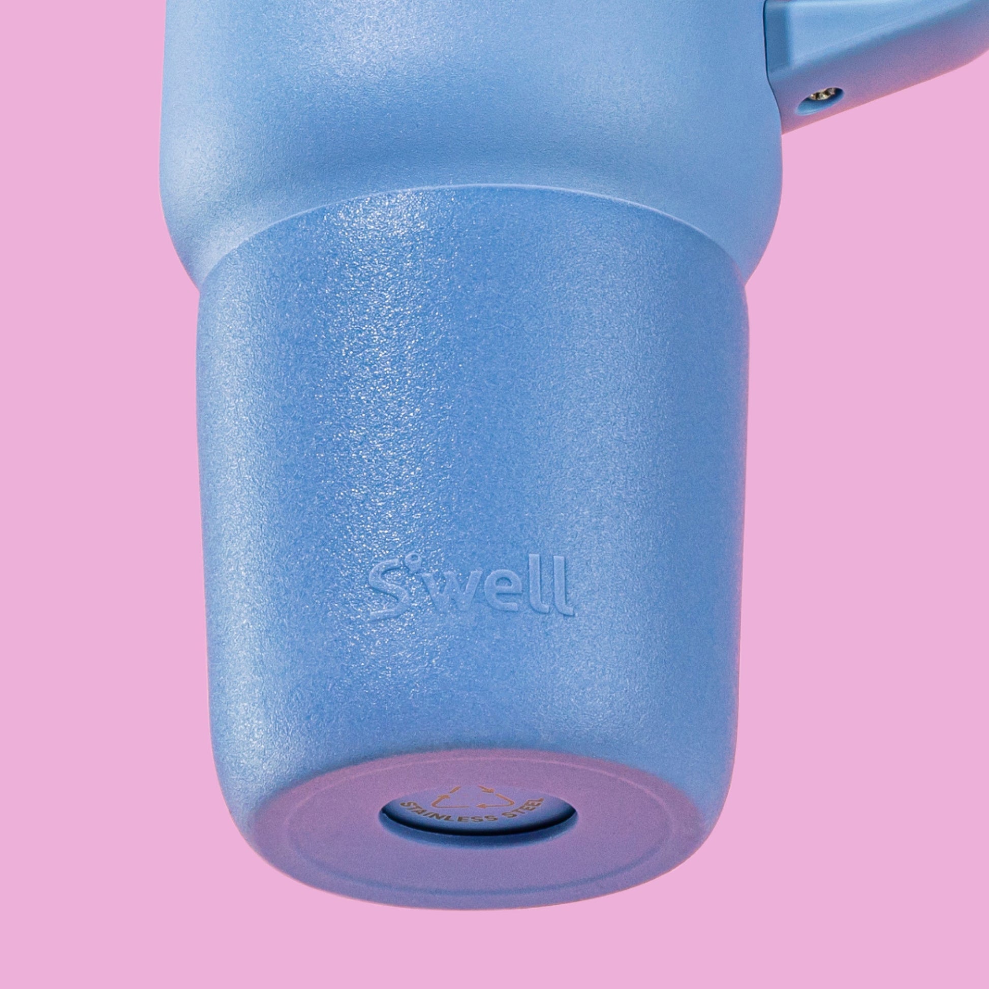 30oz-tumbler-xl-bumper-t1 Swell-Tumbler-XL-Bumper-Blue-30oz-Alt.jpg